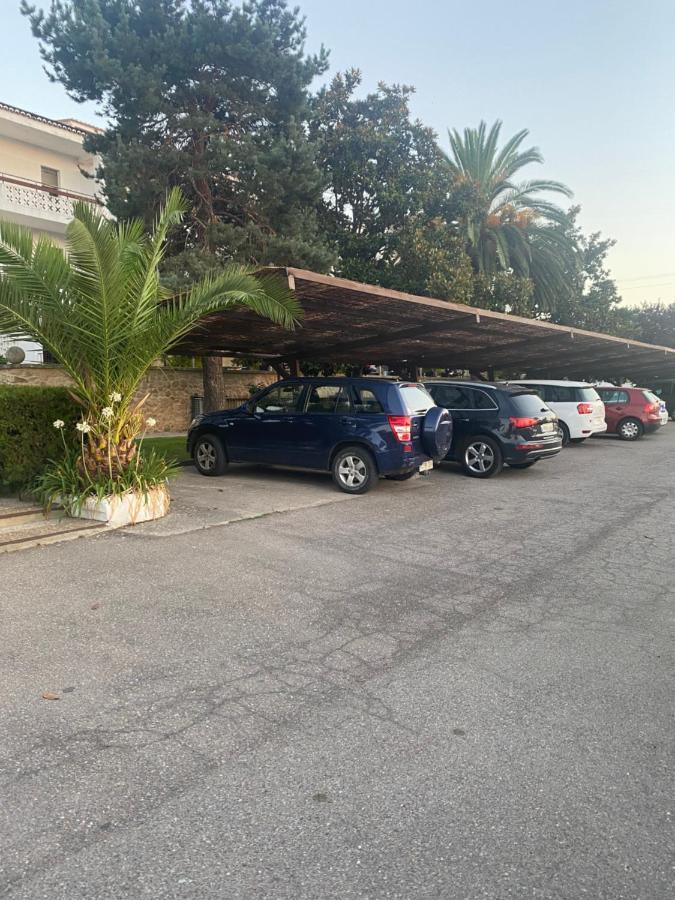 Hotel Las Cigueenas Trujillo Eksteriør bilde