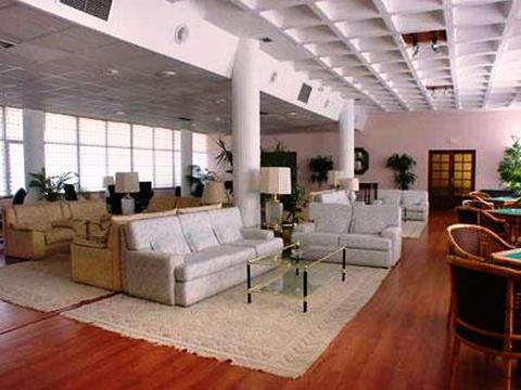 Hotel Las Cigueenas Trujillo Eksteriør bilde