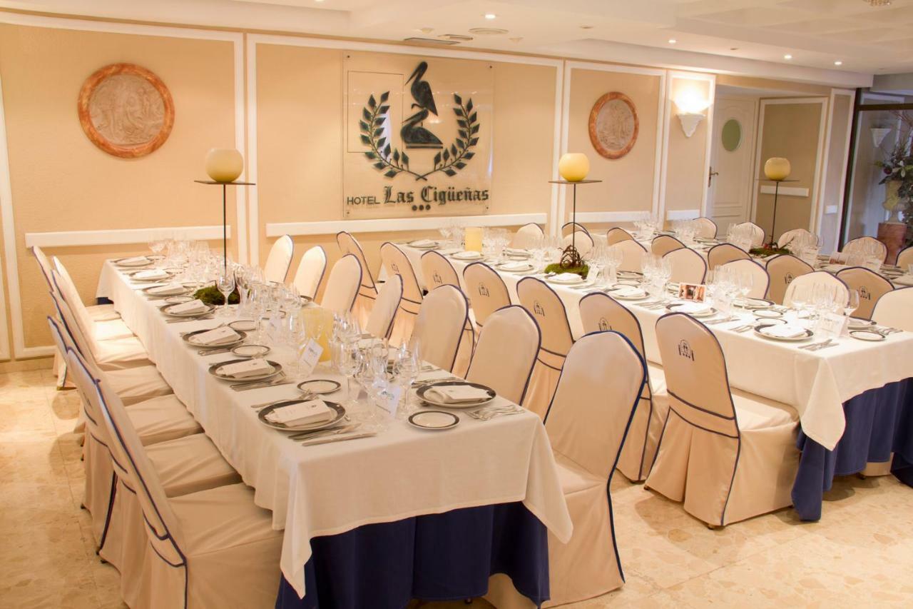 Hotel Las Cigueenas Trujillo Eksteriør bilde