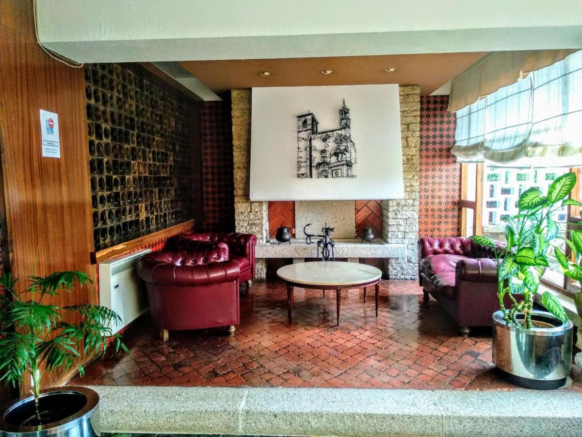 Hotel Las Cigueenas Trujillo Eksteriør bilde